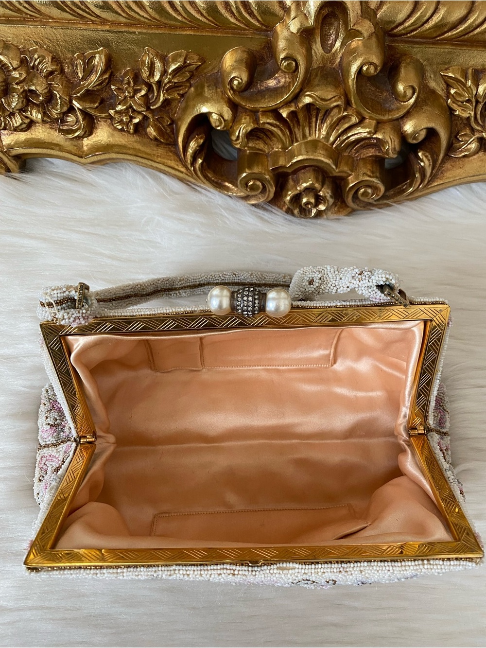 Ed B Robinson Beaded 1950’s Handbag - Picture 11 of 14